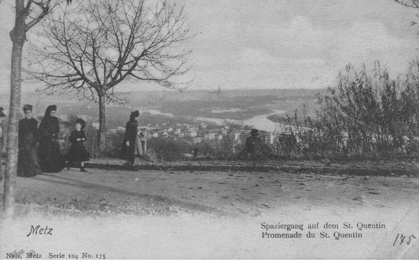 Vue depuis le Mont Saint-Quentin côté Plappeville. (carte postale ancienne, pas de date indiquée)